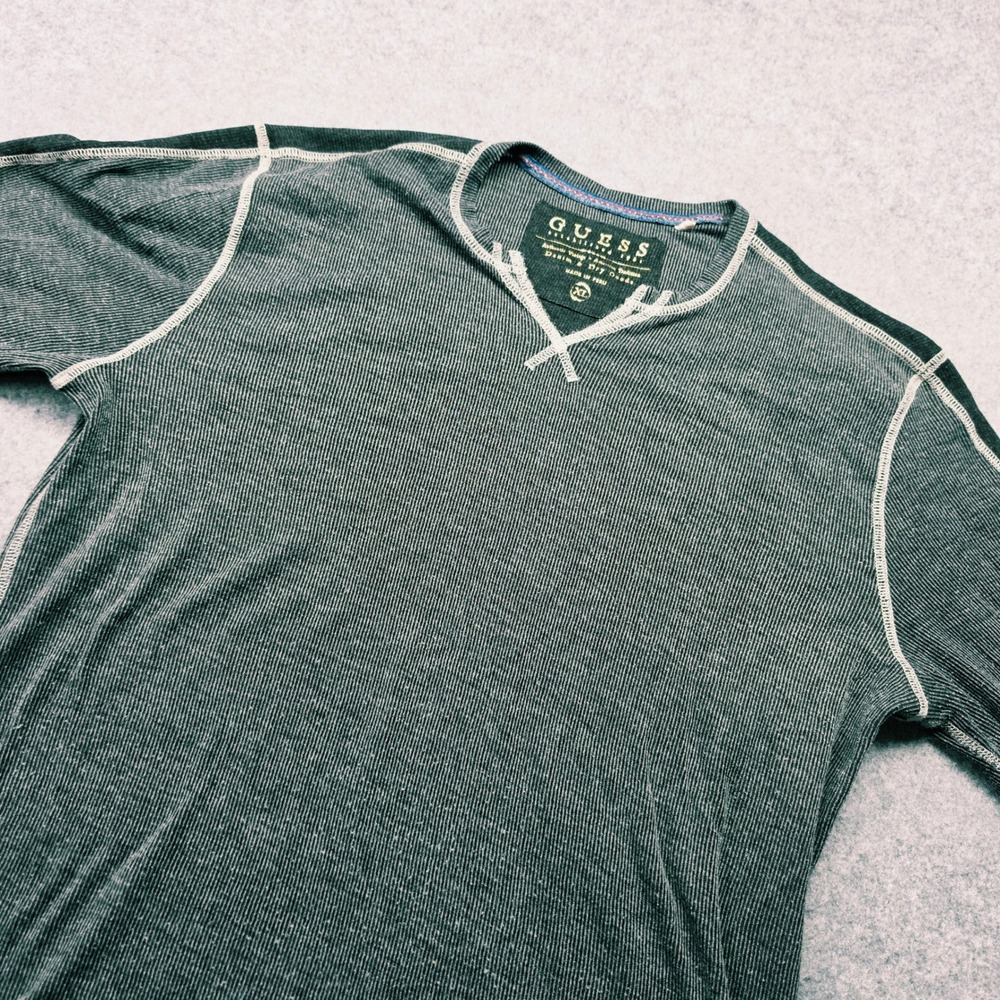 Guess Mens XL Thermal Long Sleeve Shirt Gray Ribbed Knit Vintage Y2K